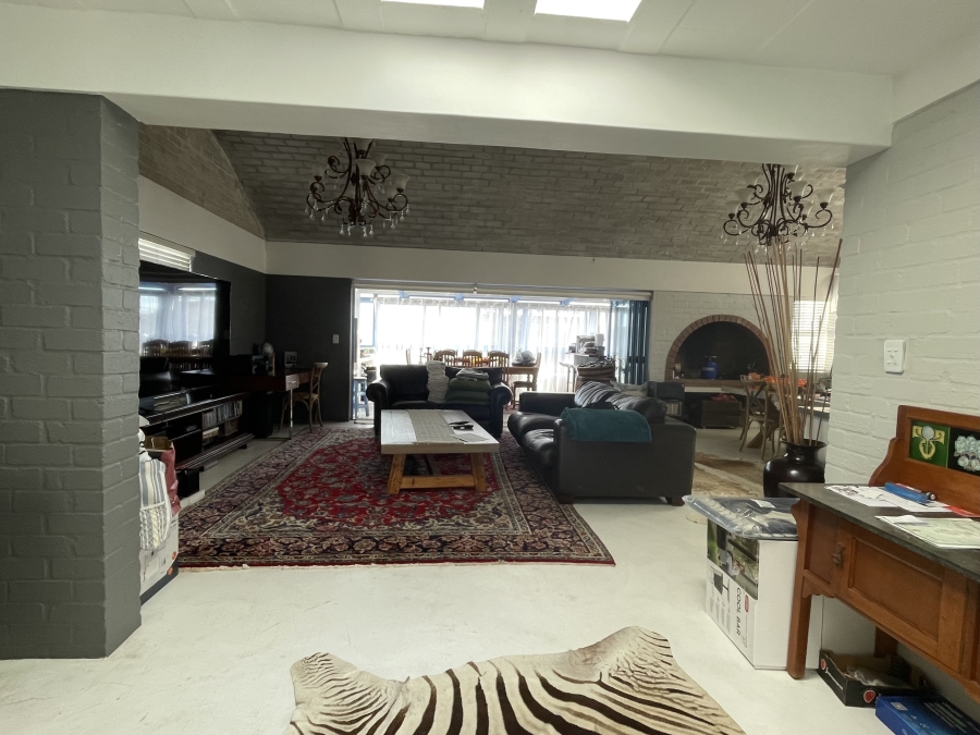 4 Bedroom Property for Sale in Paradise Beach Western Cape